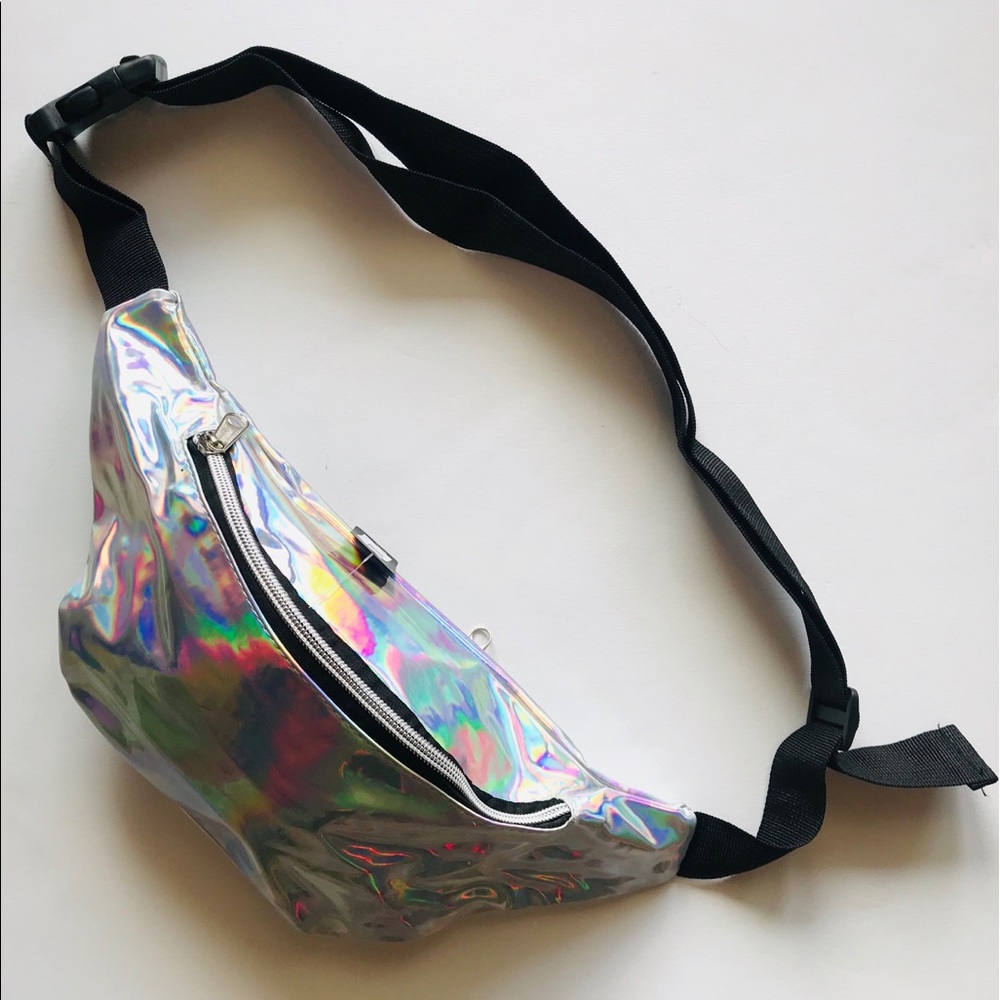 1 Left! Holographic Metallic Fanny Pack Silver - Picture 5 of 8